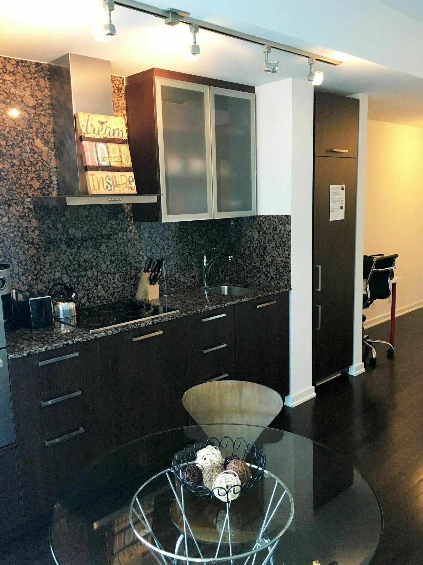 Trinity Suites - Condo On York Street Toronto Exteriör bild